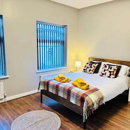 Comfort Suite In Manchester Stalybridge Exterior foto